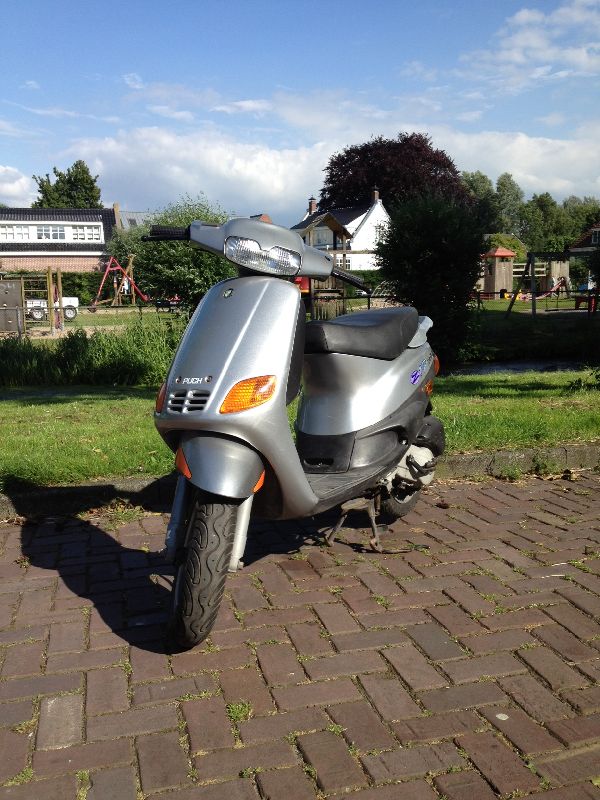 Piaggio RST Zip 25km
